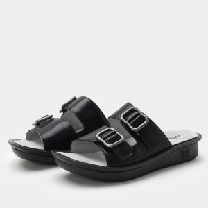 Verah Black Sandal